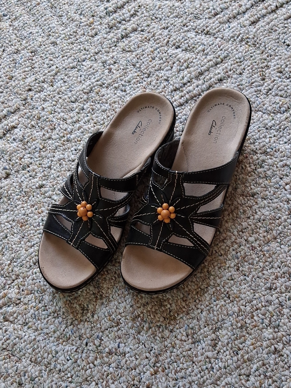 Clarks Lexi Myrtle2 Slip In Sandals ~ Black Leather ~ Size 8-1/2 ~ Pre-owned